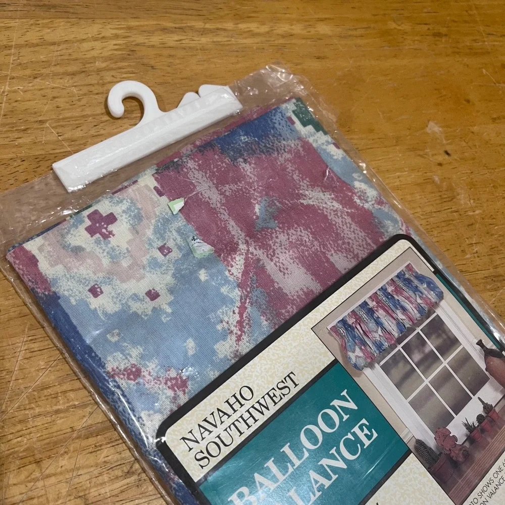 Vtg Navaho Southwest Balloon Valance 60x16 Multi Pastel Boho Western Made in USA